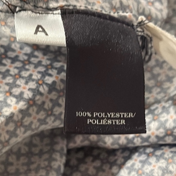 Ann Taylor Navy and White Color Block Women's Top - Picture 8 of 8